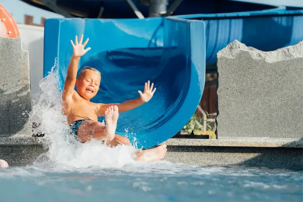 Zjeżdżalnia niebieska w Termach Gorący Potok